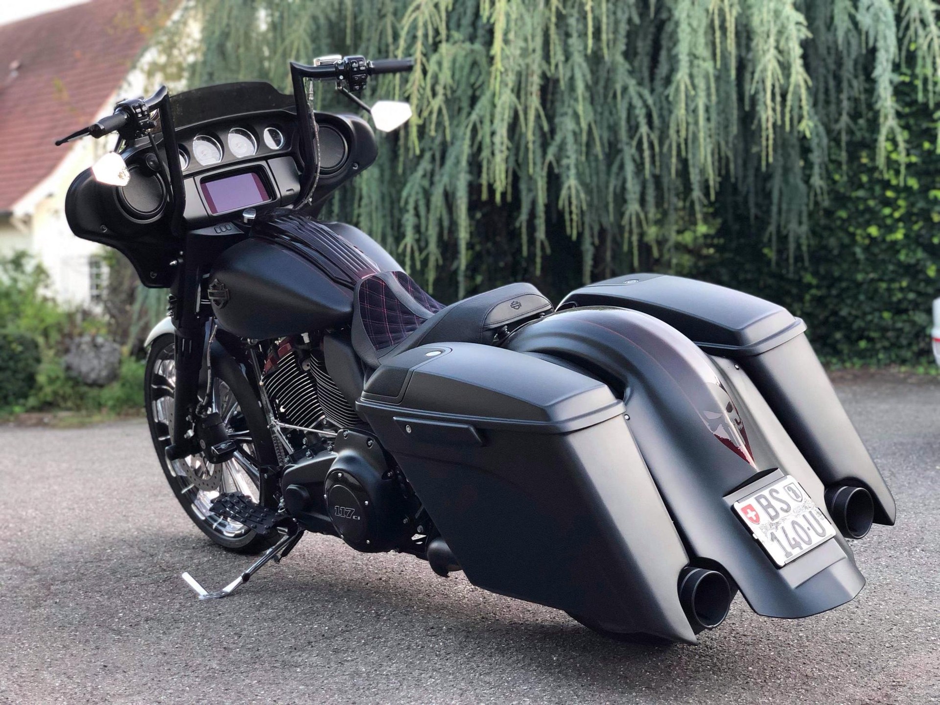 HARLEY-DAVIDSON FLHXSE Street Glide ABS CVO 117-image-1