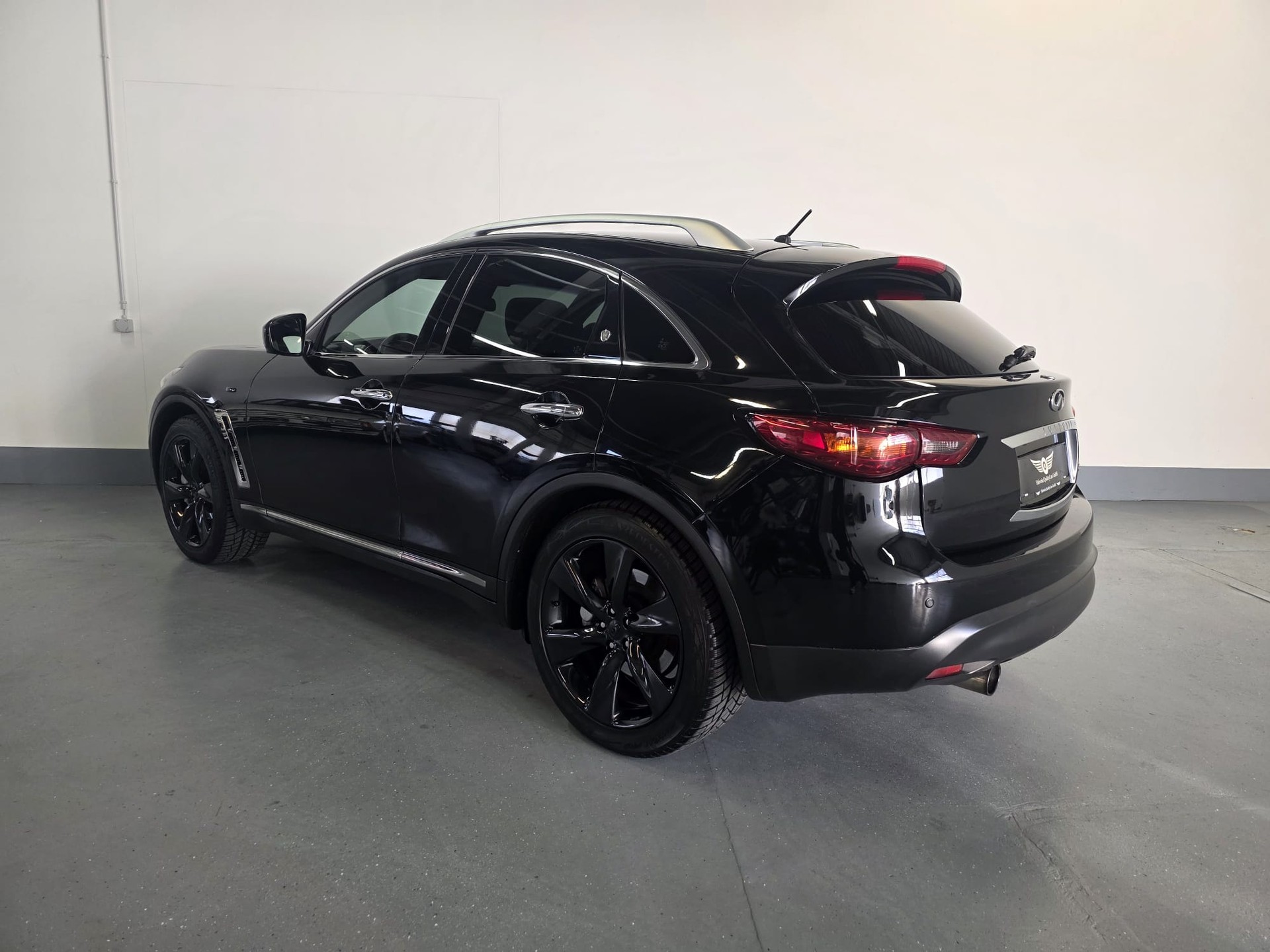INFINITI FX30d S Premium AWD Automatic-image-13