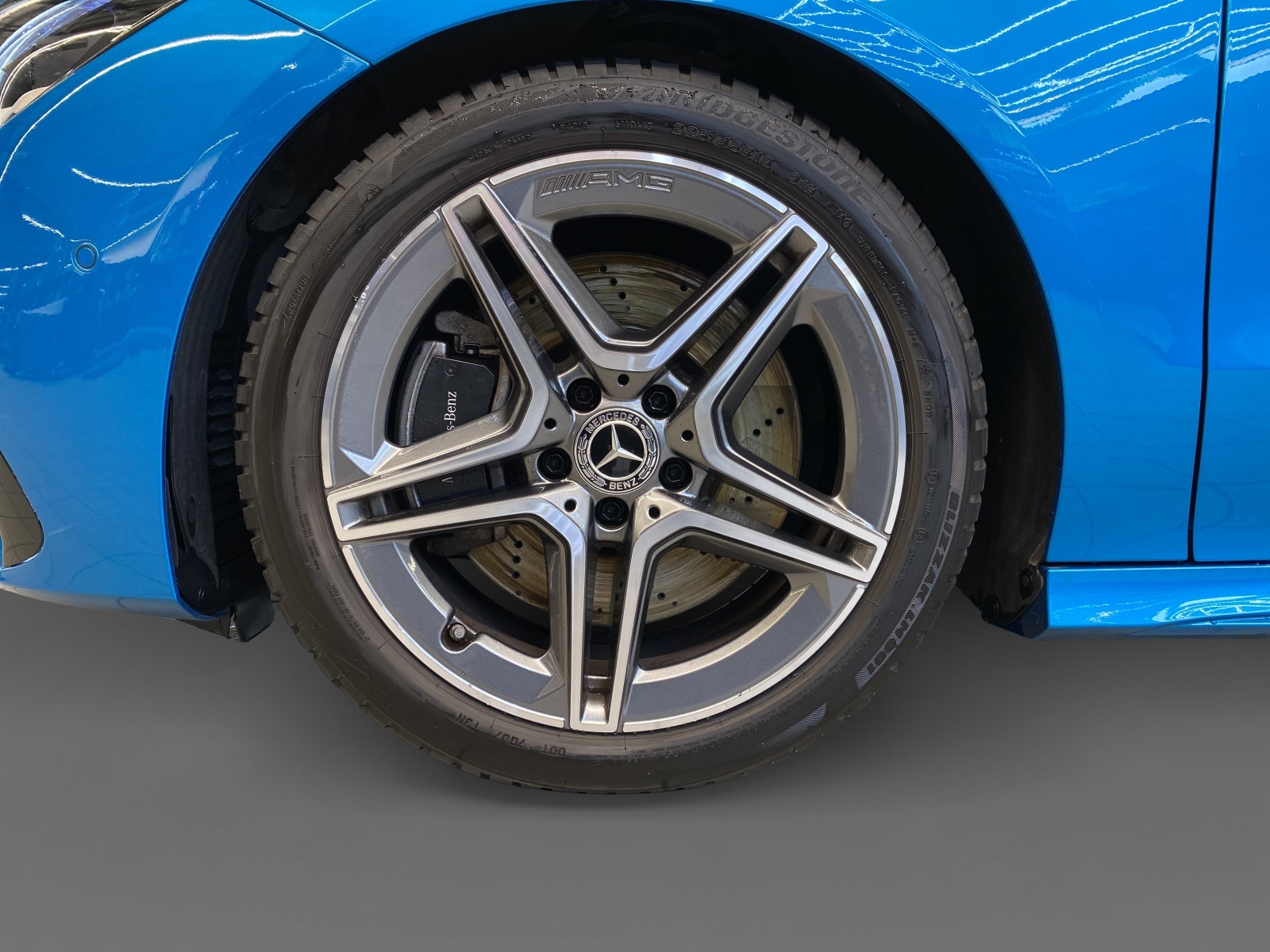 MERCEDES-BENZ CLA 250 AMG Line 4MATIC-image-5
