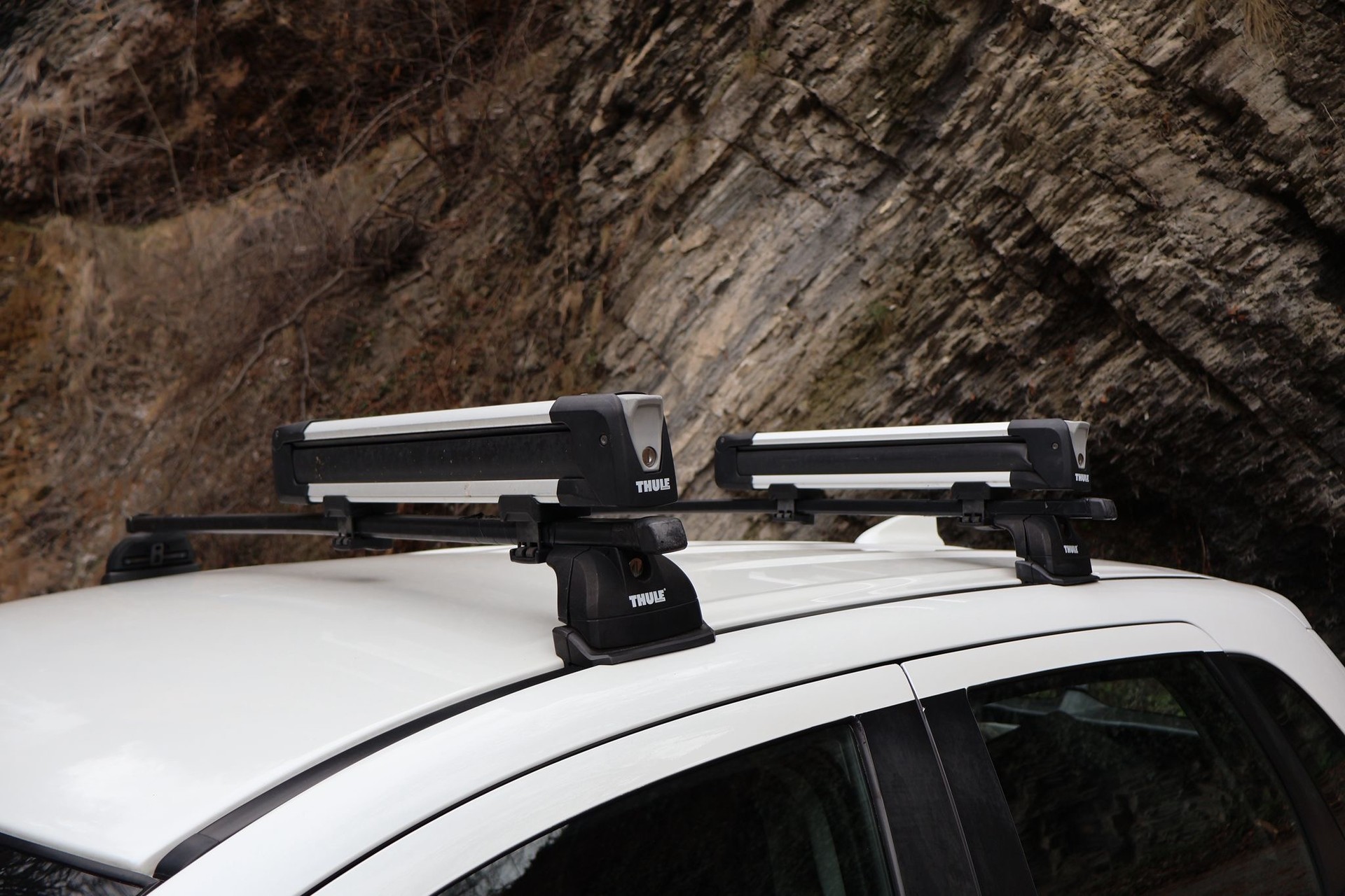MITSUBISHI ASX 2.0 MIVEC Value 4WD Automat-image-3