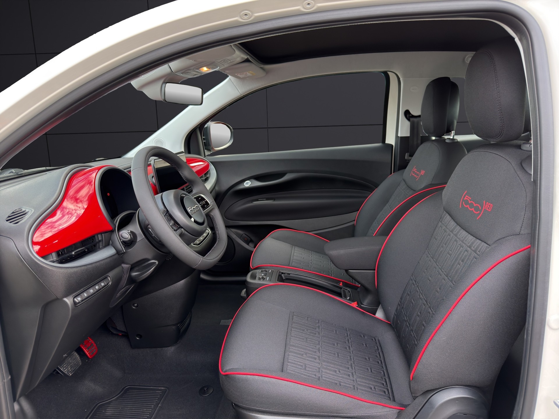 FIAT 500 C Electric RED Edi. 87 kW-image-7