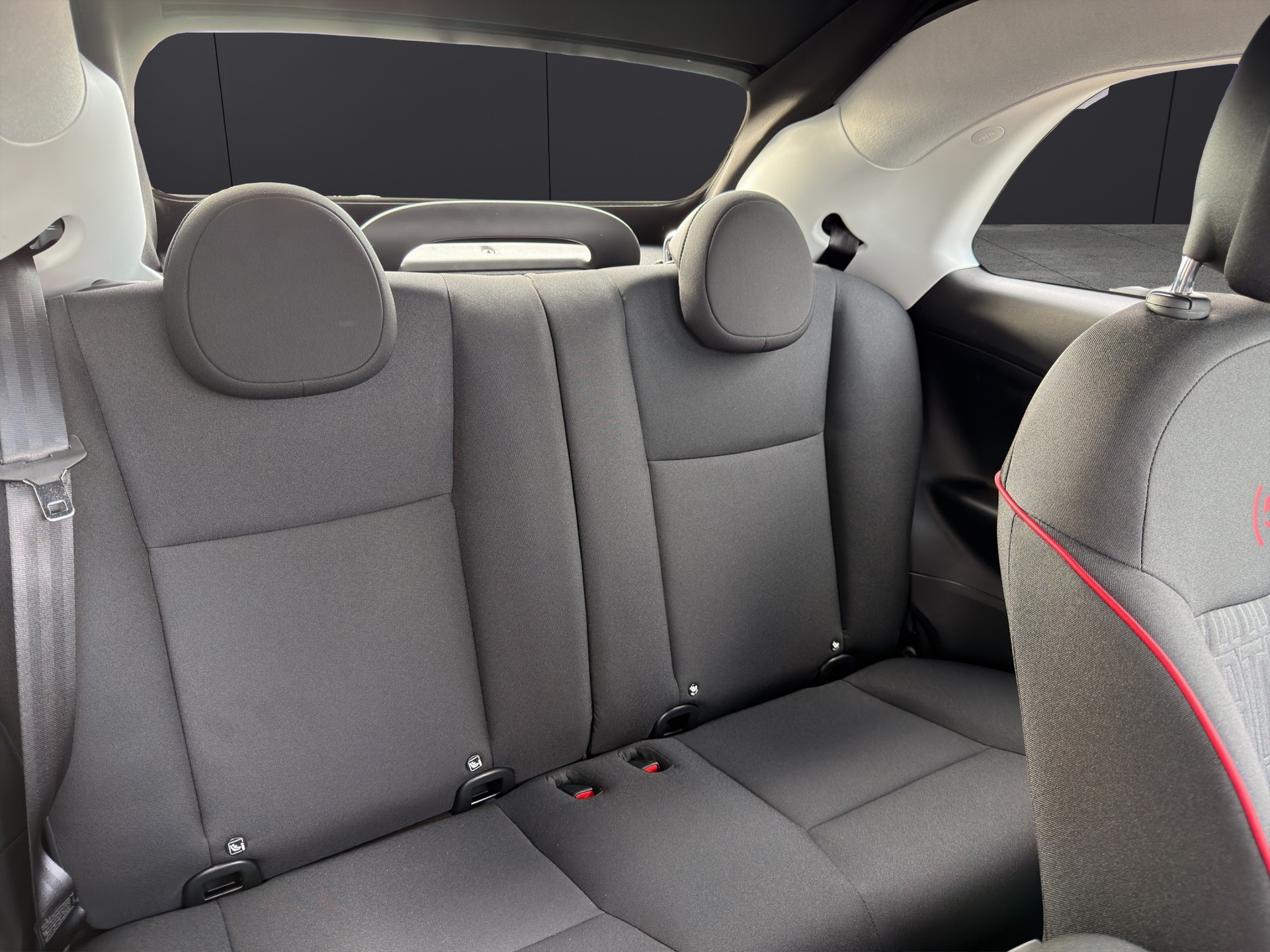 FIAT 500 C Electric RED Edi. 87 kW-image-9
