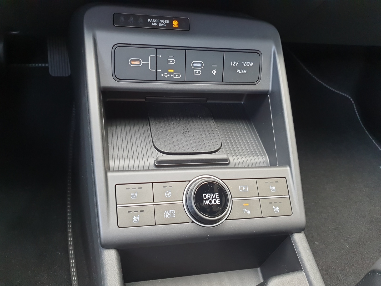 HYUNDAI Kona Electric Vertex Two Tone 19"-image-12