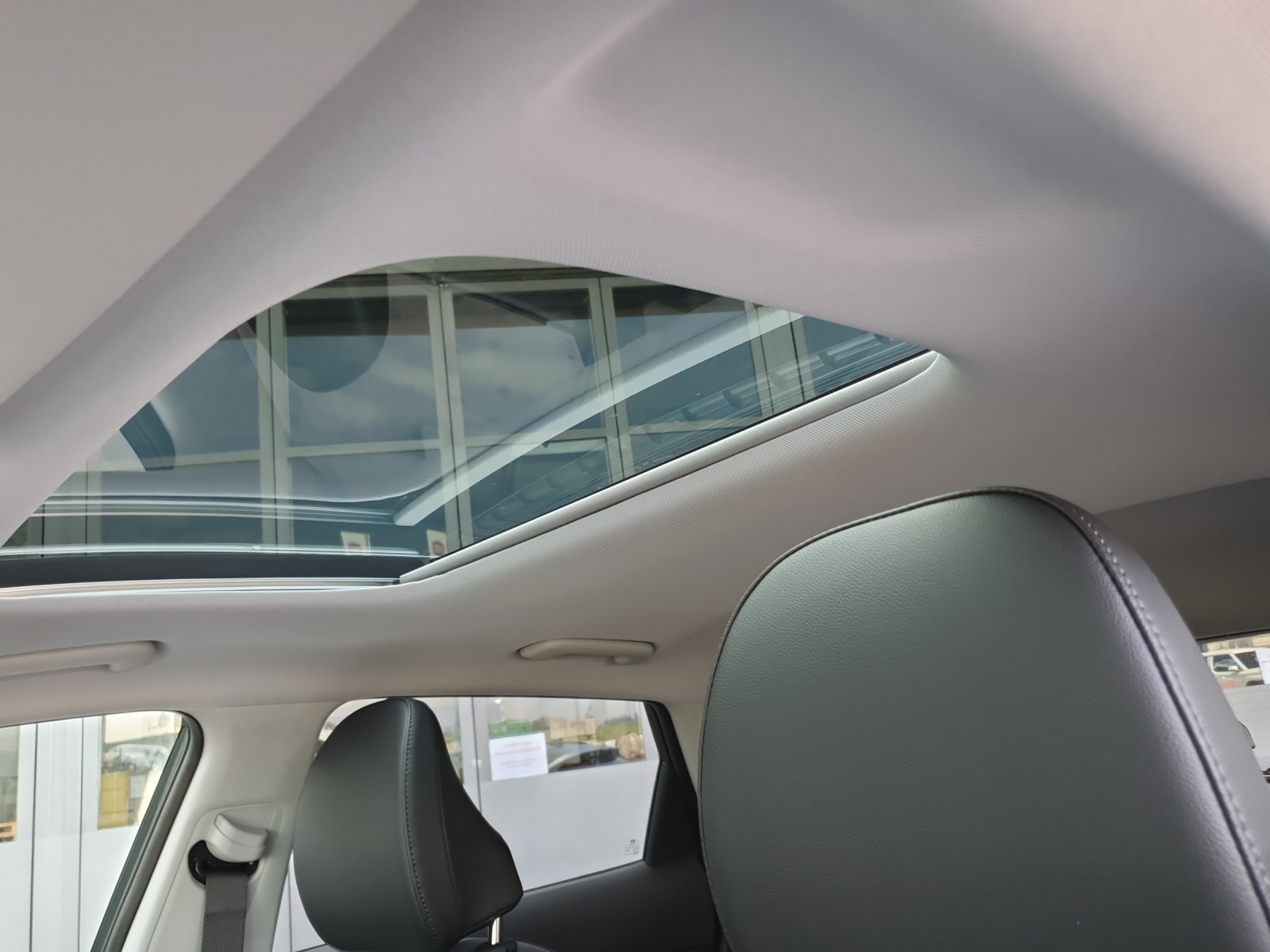HYUNDAI Kona Electric Vertex Two Tone 19"-image-15