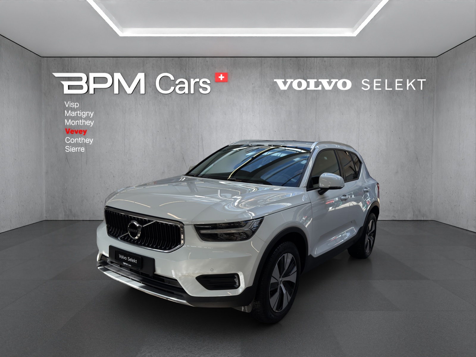 Photo VOLVO XC40 XC40 T2 Momentum Geartronic