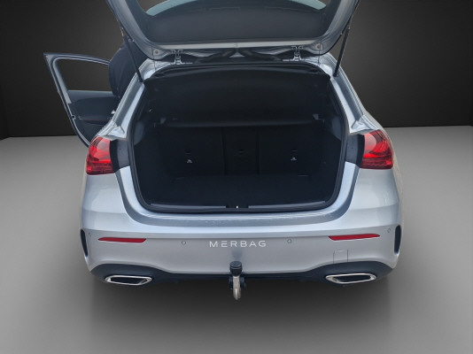 MERCEDES-BENZ A 180 d 8G-DCT-image-11