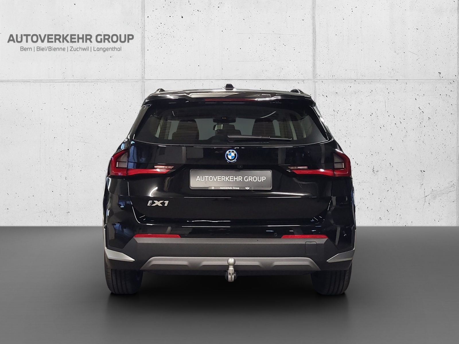 BMW iX1 xDrive 30-image-5