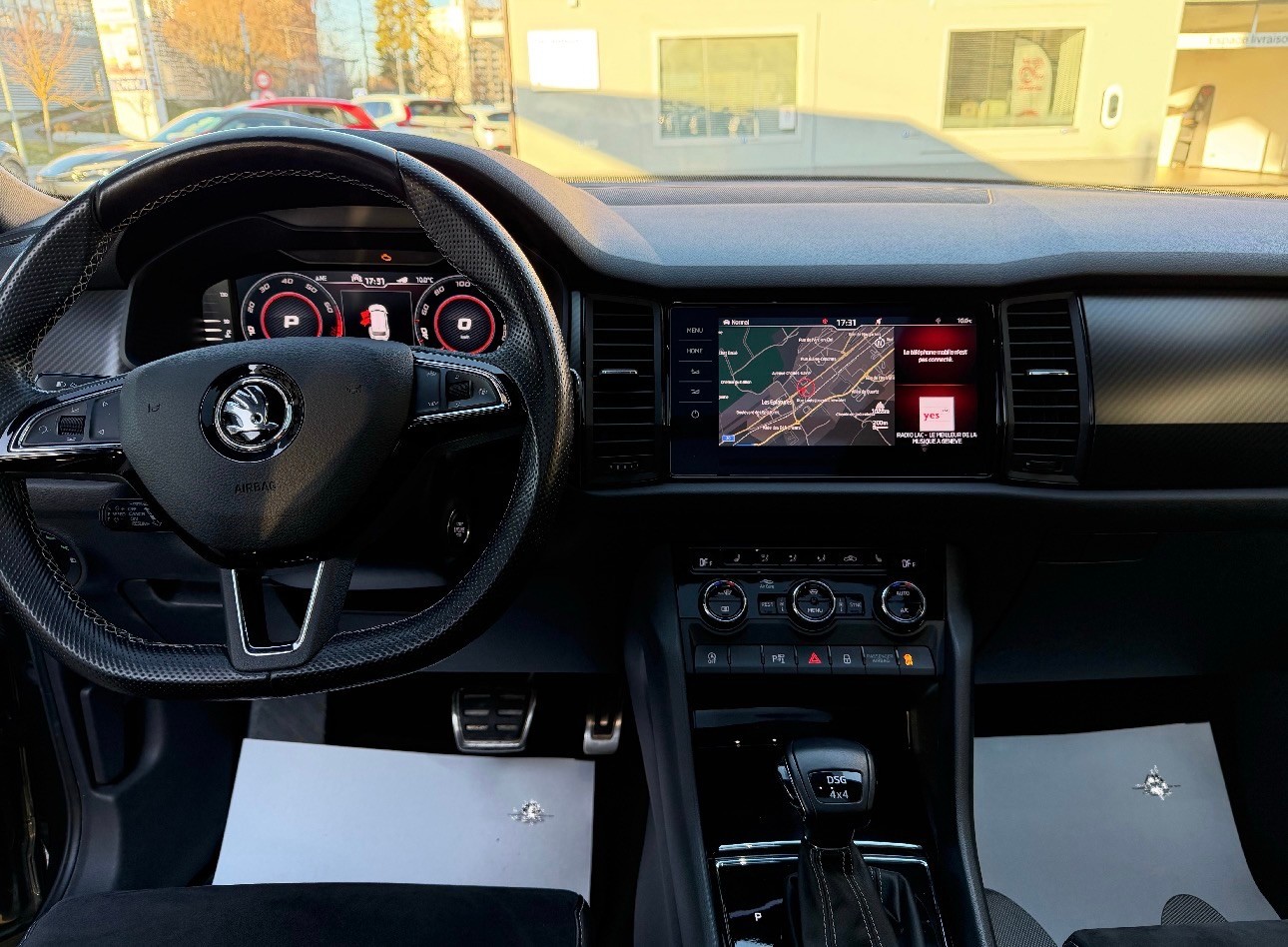 SKODA Kodiaq 2.0 TSI 4x4 Sport Line 7pl.-image-11