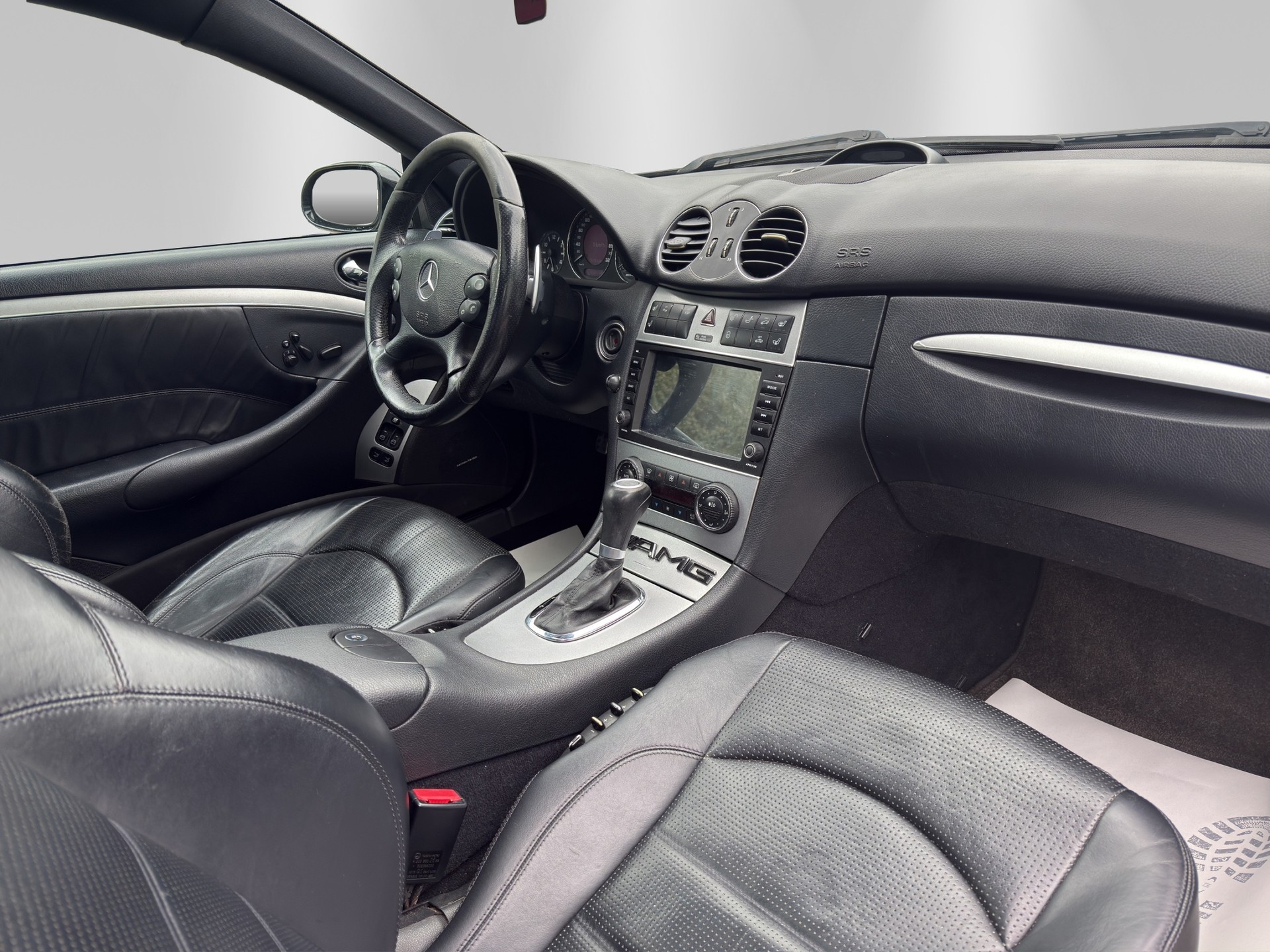 MERCEDES-BENZ CLK 63 AMG Avantgarde 7G-Tronic-image-13