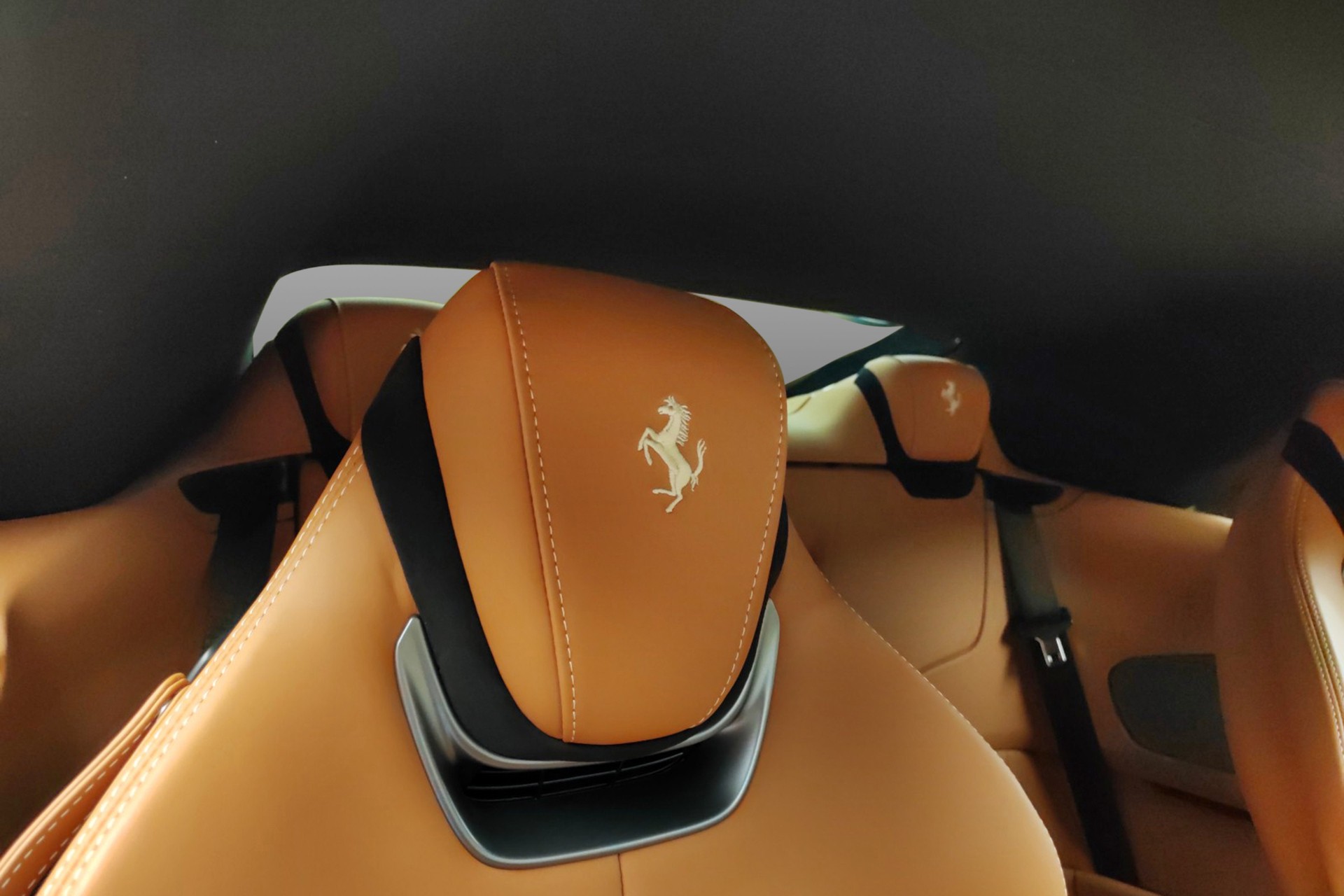 FERRARI Roma Spider-image-19
