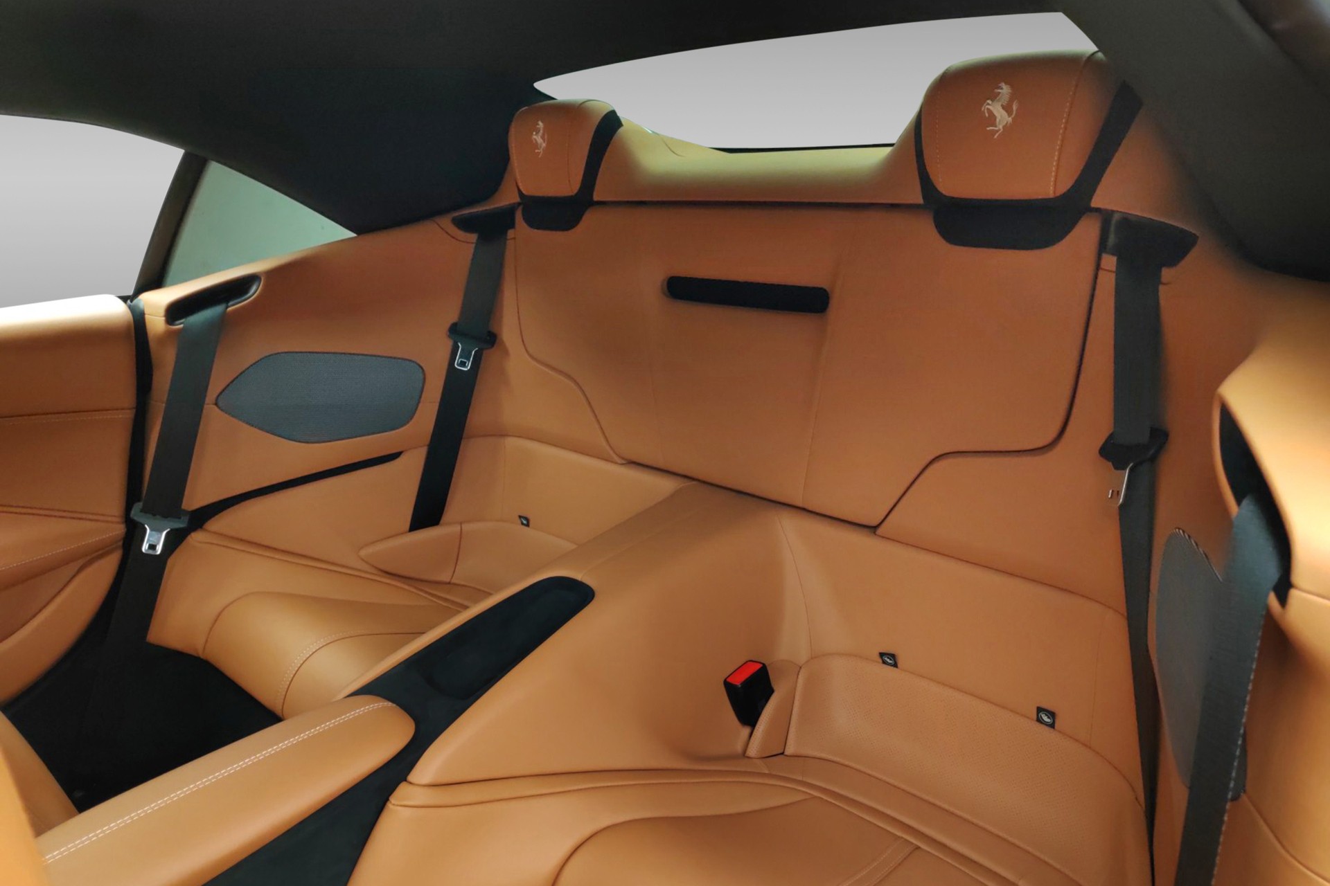 FERRARI Roma Spider-image-16