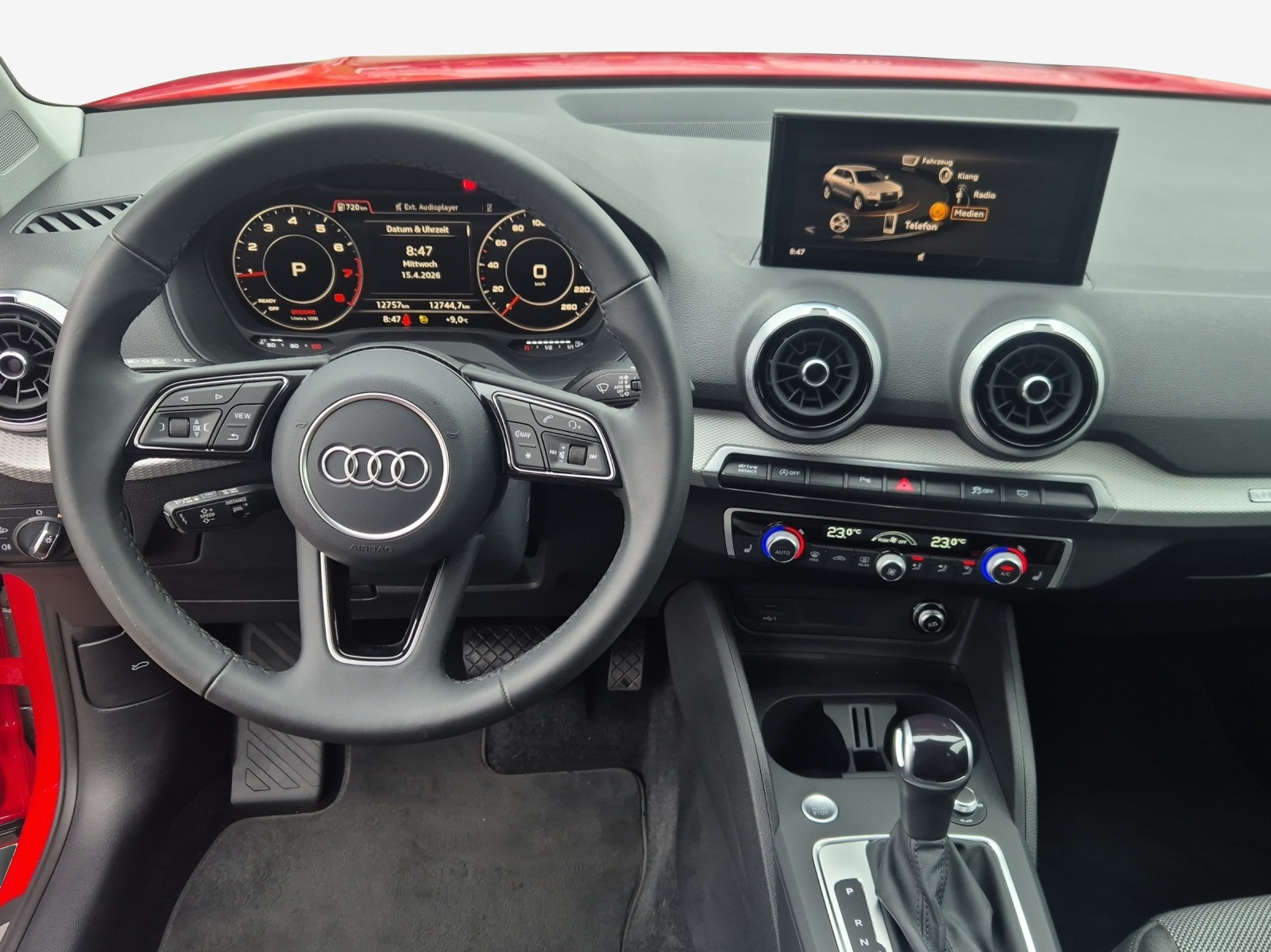 AUDI Q2 35 TFSI S line S-tronic-image-8