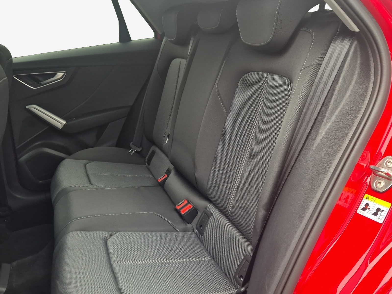 AUDI Q2 35 TFSI S line S-tronic-image-11