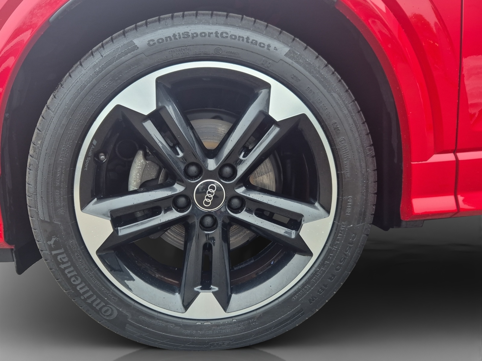 AUDI Q2 35 TFSI S line S-tronic-image-13