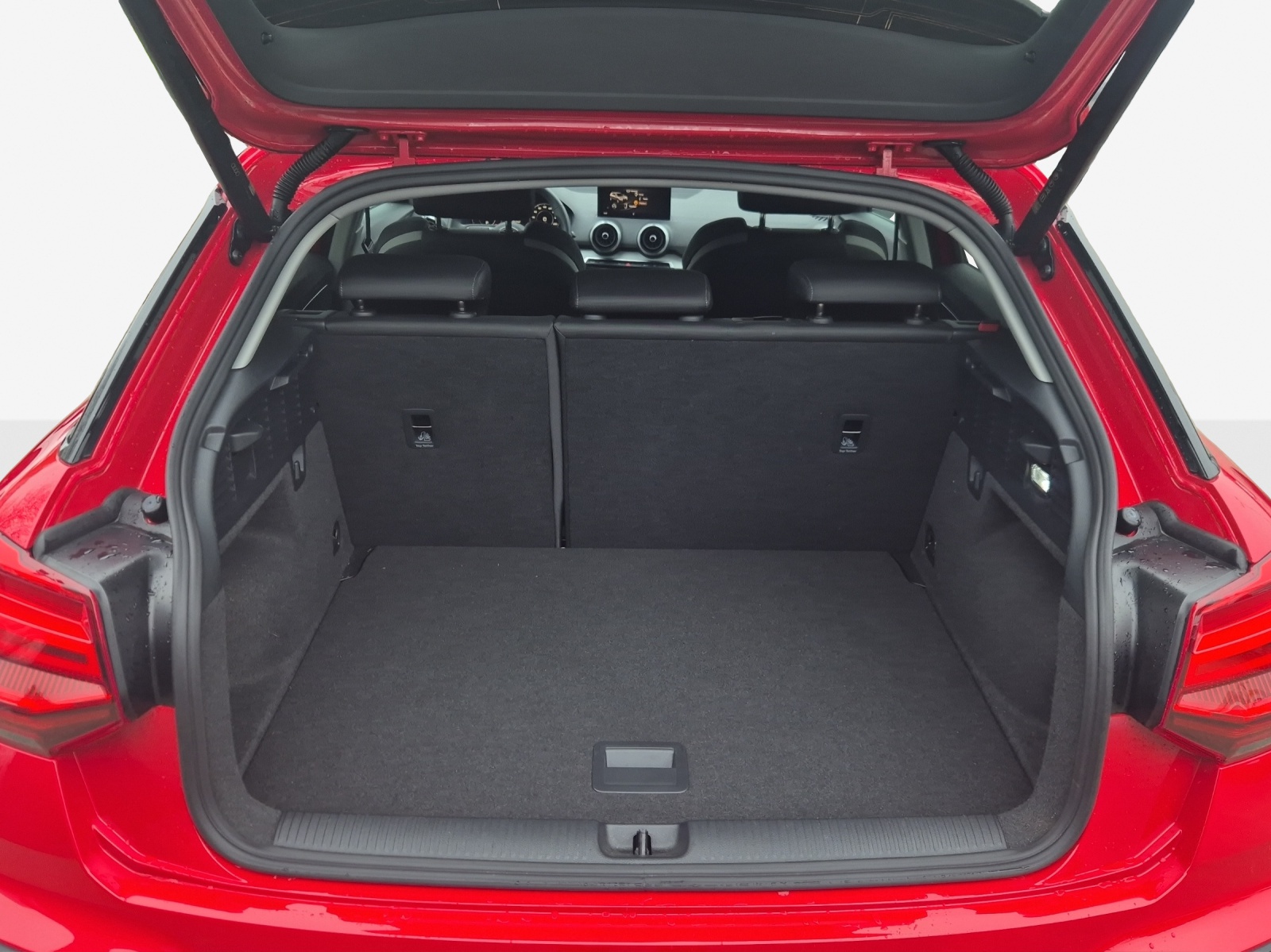 AUDI Q2 35 TFSI S line S-tronic-image-12