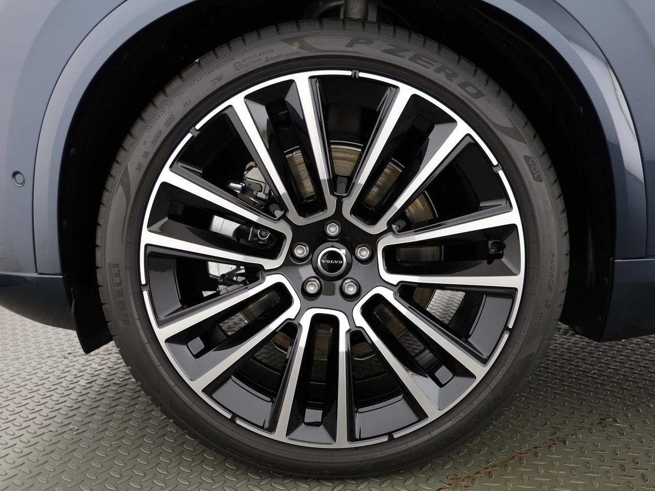 VOLVO XC90 2.0 T8 TE Ultra Dark eAWD-image-19