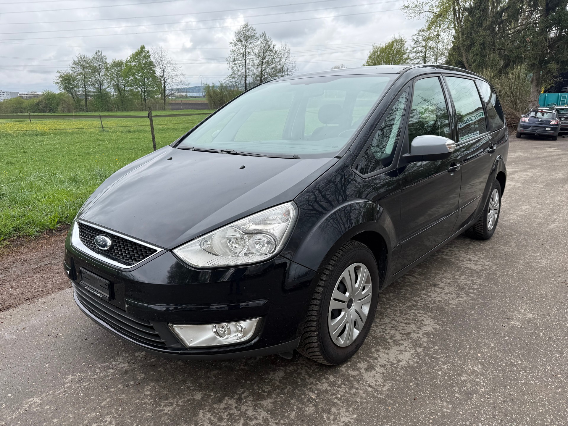 FORD Galaxy 2.0 TDCi Titanium-image-2