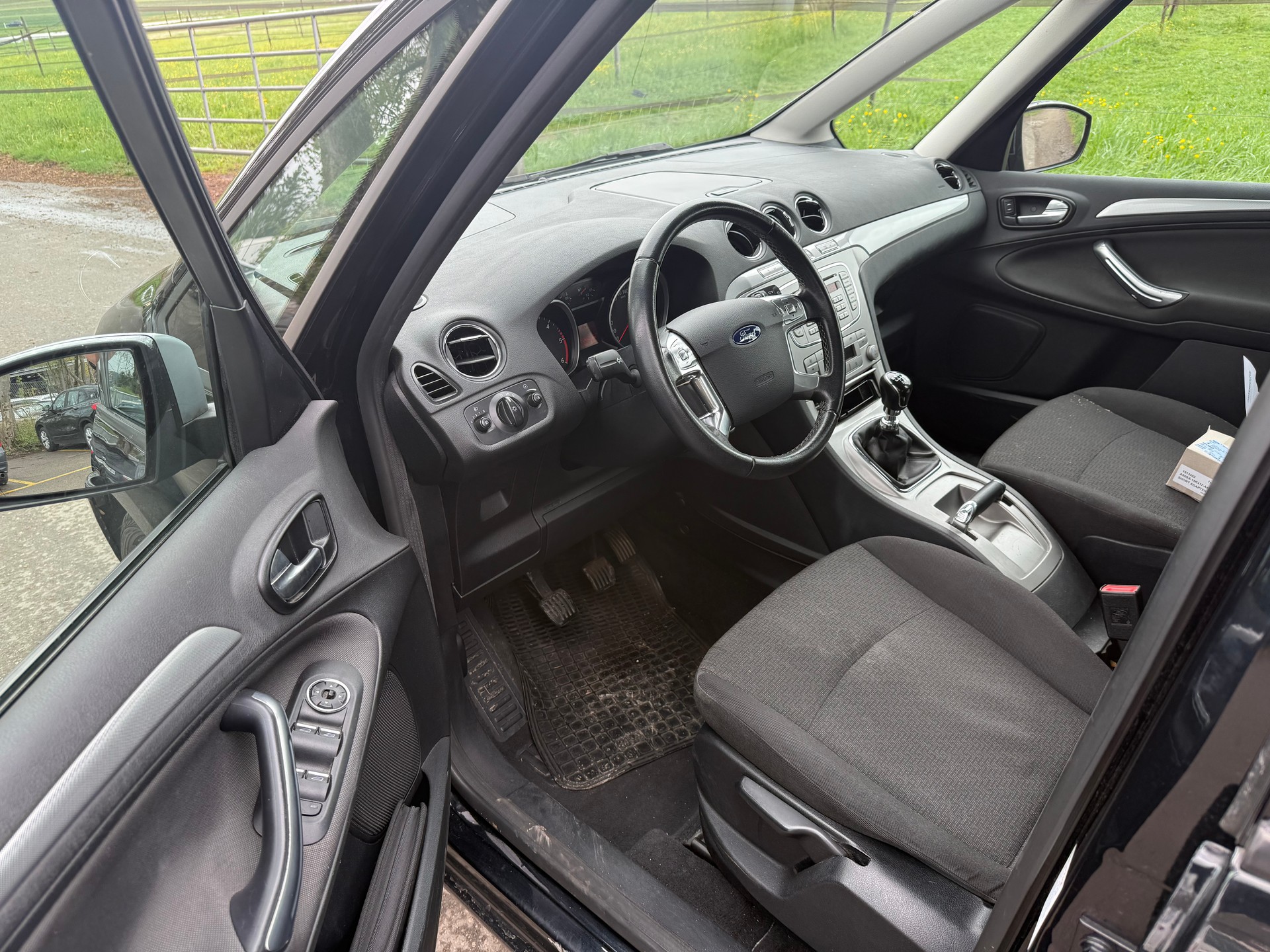 FORD Galaxy 2.0 TDCi Titanium-image-10