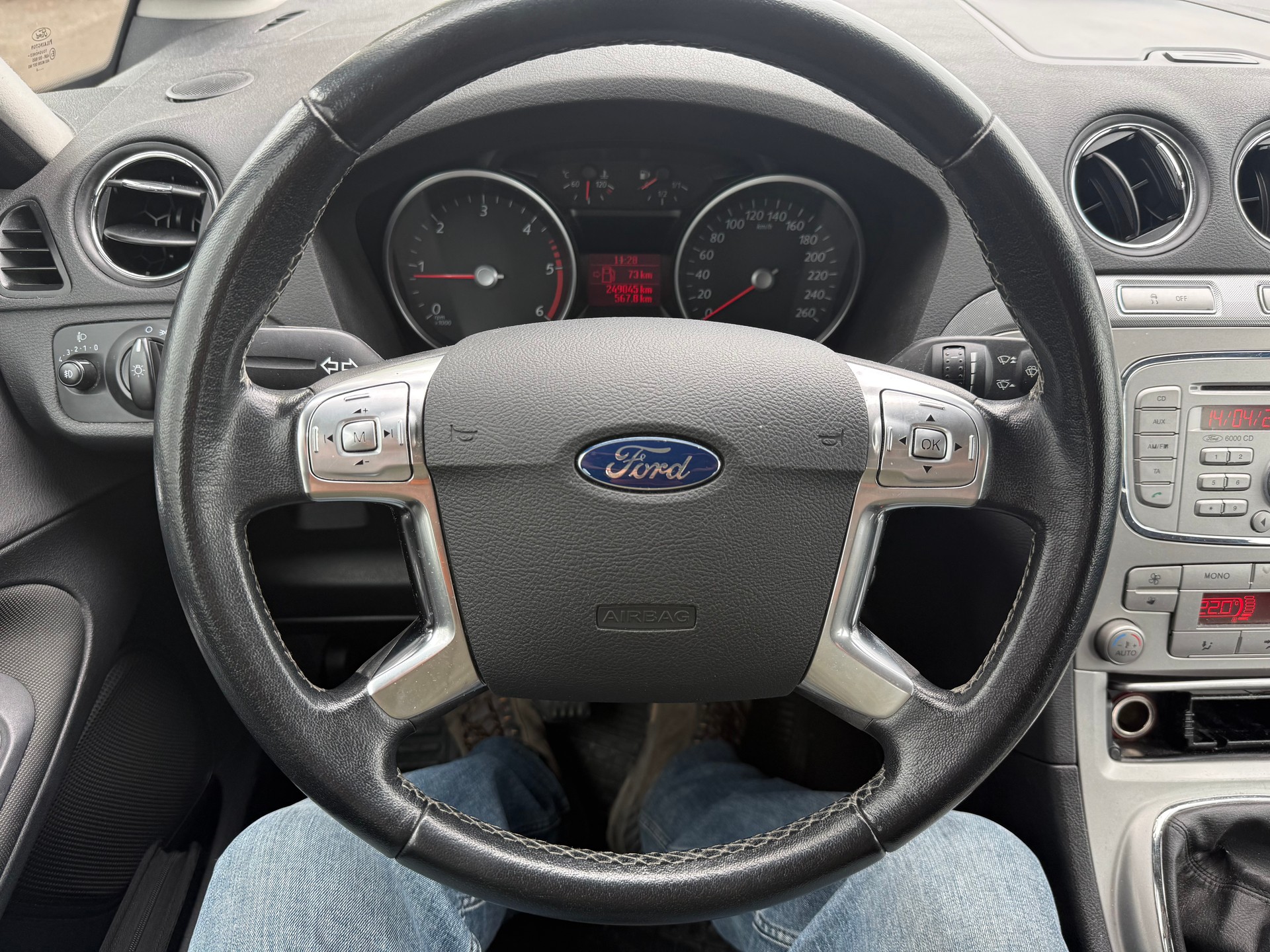 FORD Galaxy 2.0 TDCi Titanium-image-11
