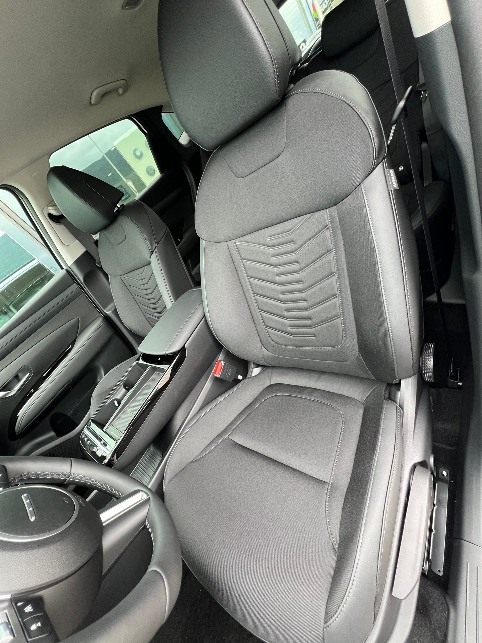 HYUNDAI Tucson 1.6 TGDI HEV Amplia 2WD-image-12