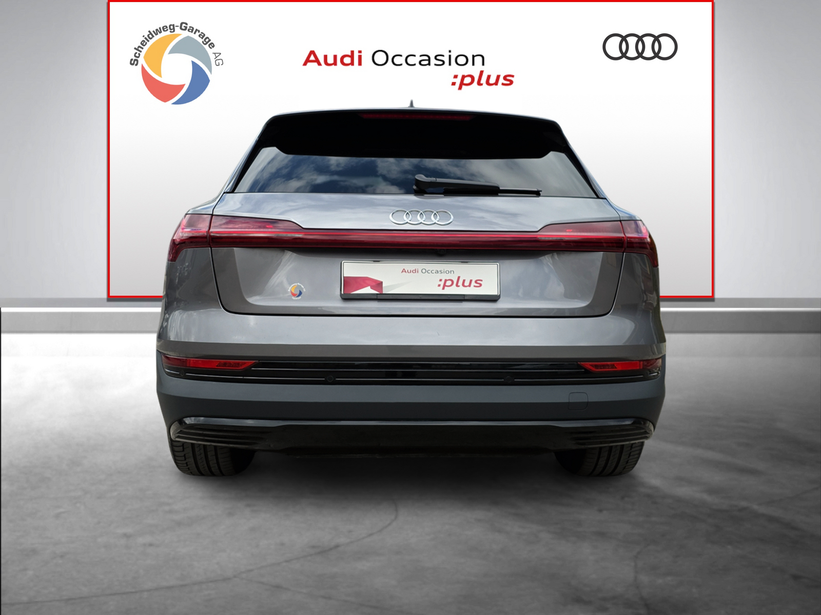 AUDI e-tron 55 quattro-image-13