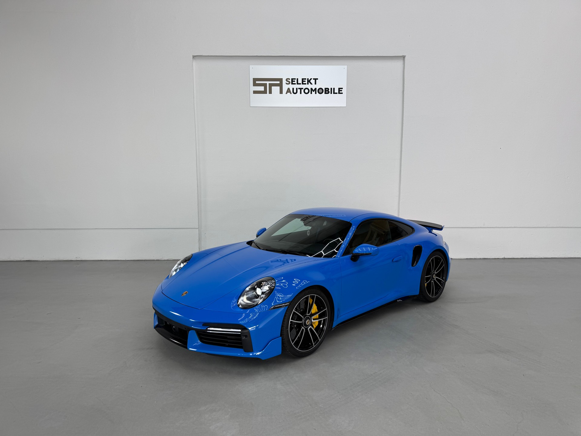 PORSCHE 911 Turbo S PDK | Shark blue | Aero Paket | Porsche Approved-image-0