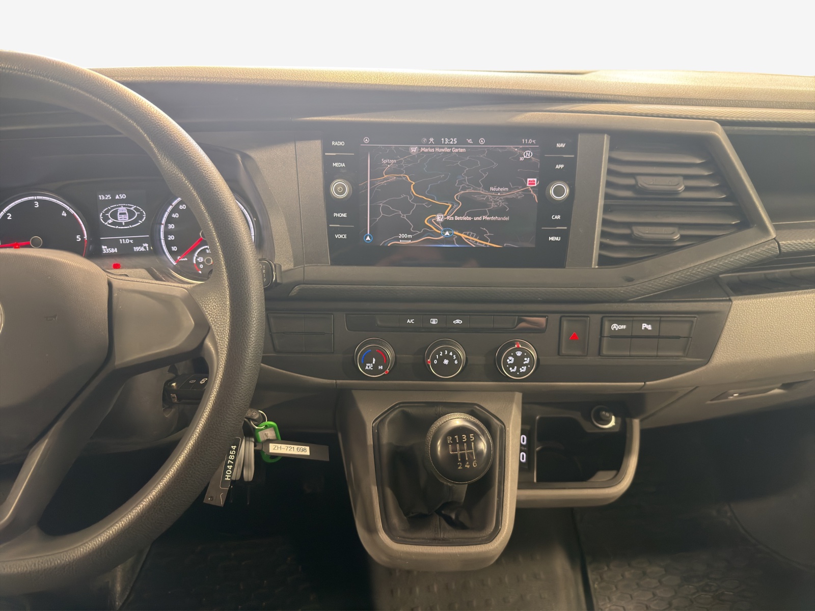 VW T6.1 2.0 TDI-image-10