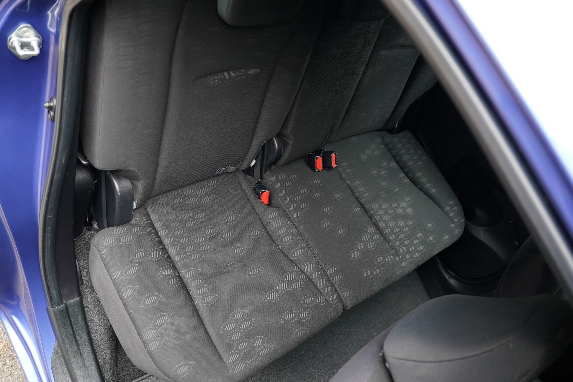 SUBARU Trezia 1.4D Swiss Automatic-image-18
