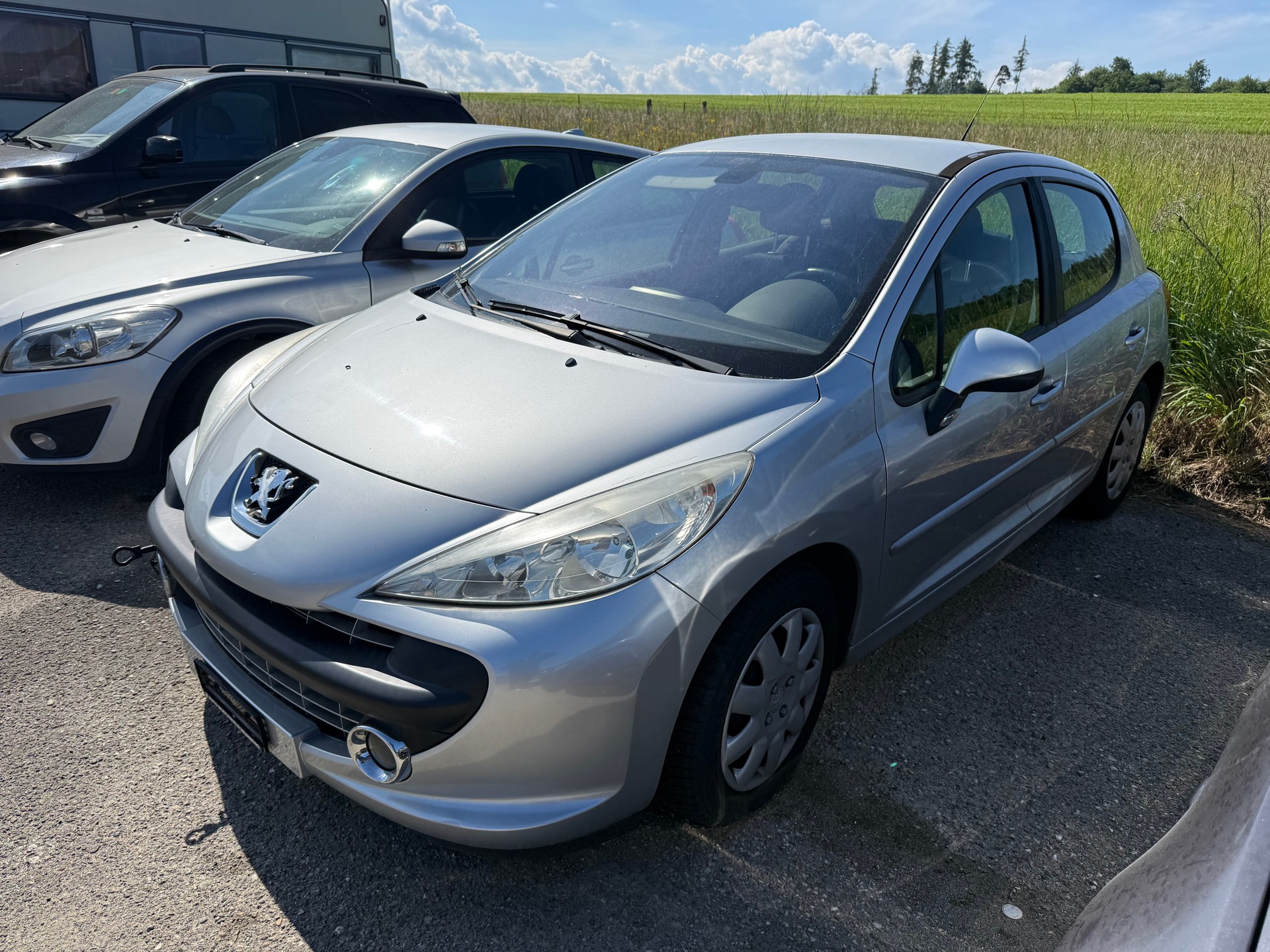 PEUGEOT 207 1.4 16V Trendy-image-2