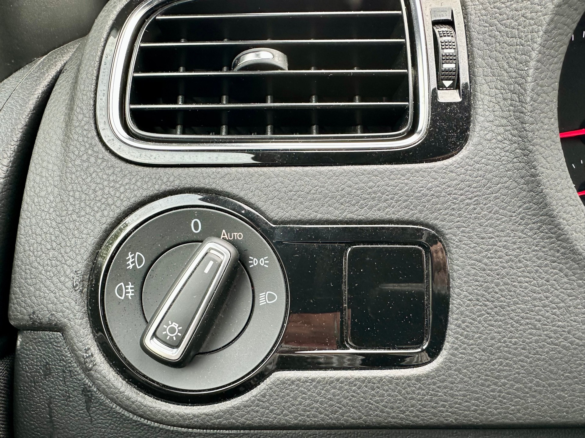 VW Polo 1.0 TSI BMT Sound DSG-image-17