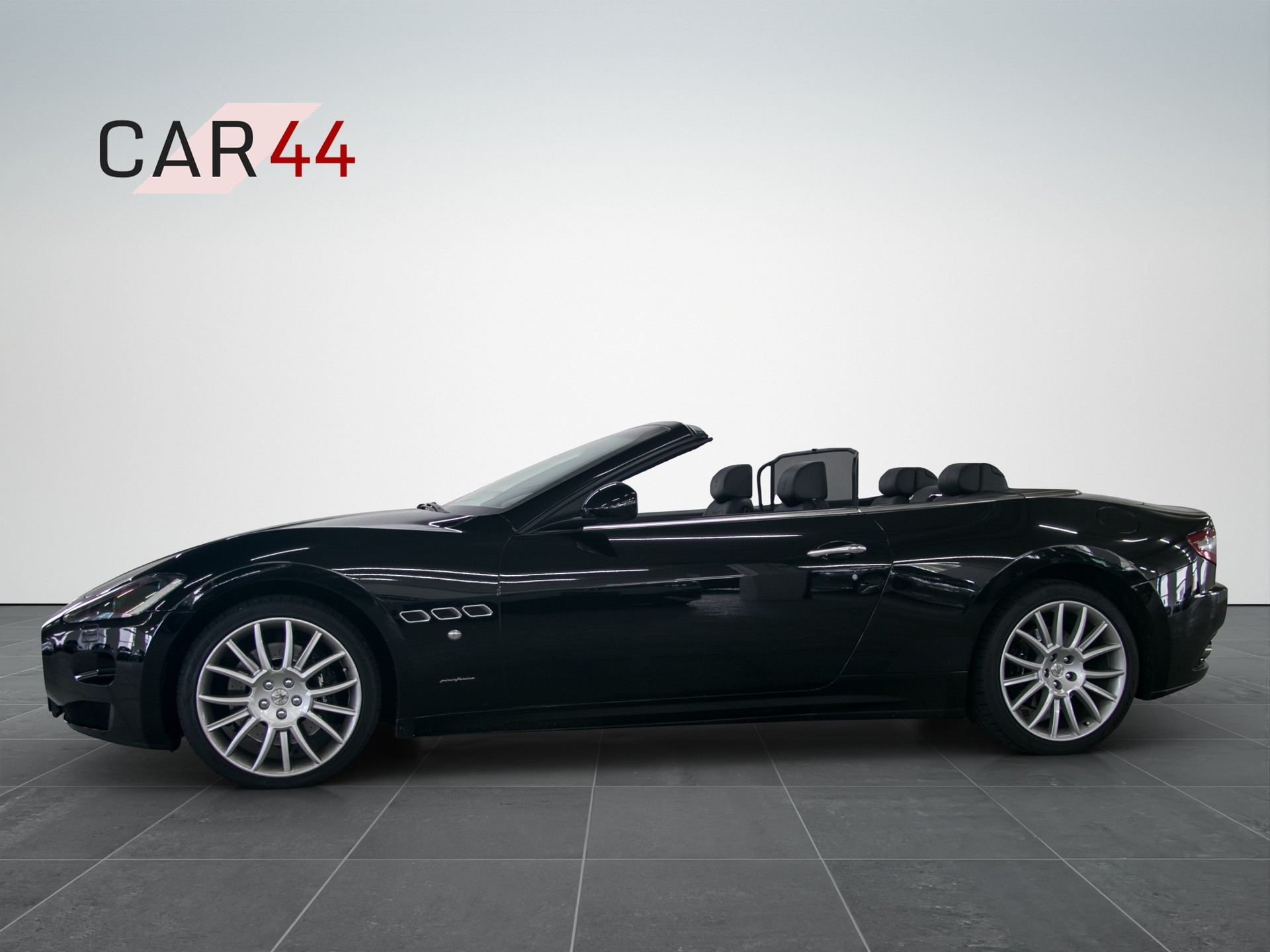 MASERATI GranCabrio Automatica-image-4