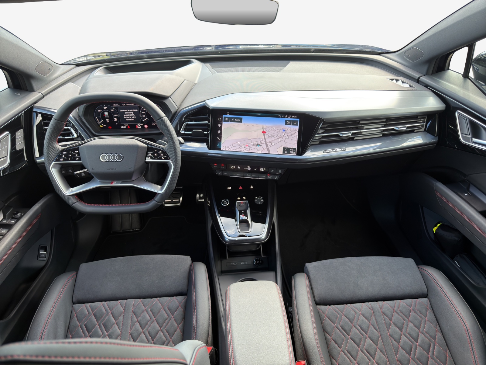 AUDI Q4 e-tron 45 Edition Swiss Ski quattro-image-8
