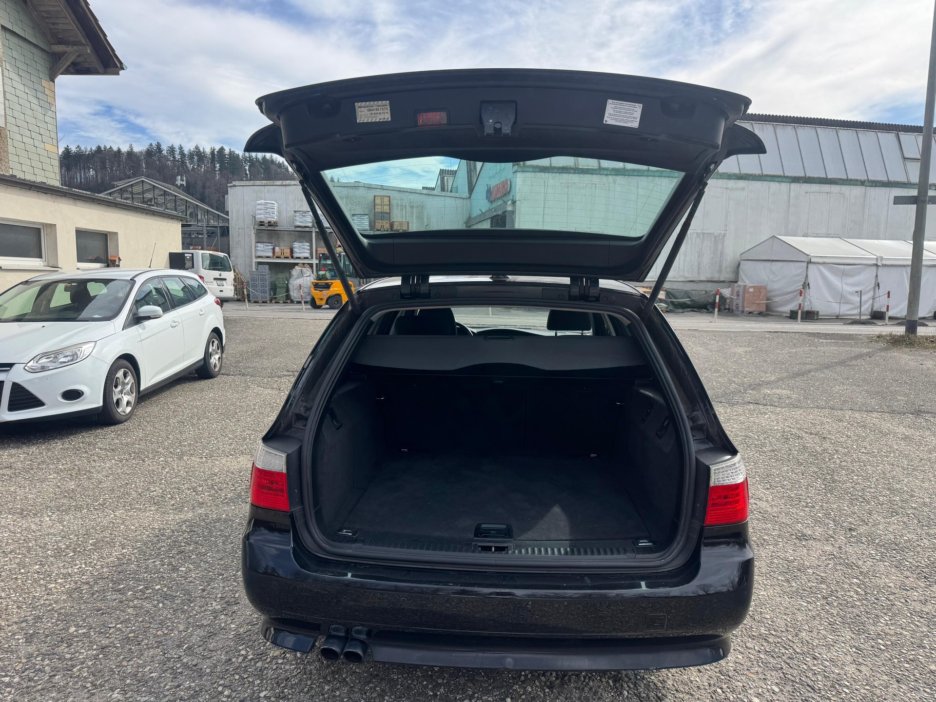 BMW 525i Touring more4you Steptronic-image-2