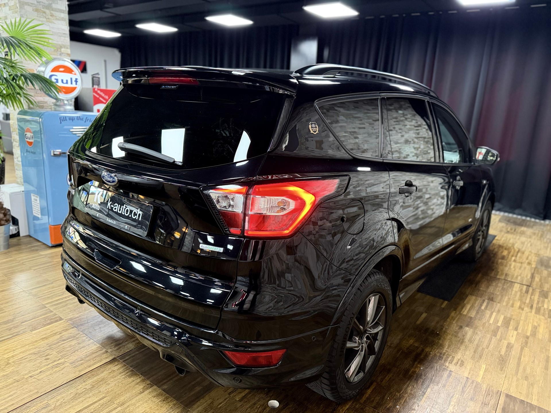 FORD Kuga 1.5 SCTi ST Line High 4WD Automatic-image-4