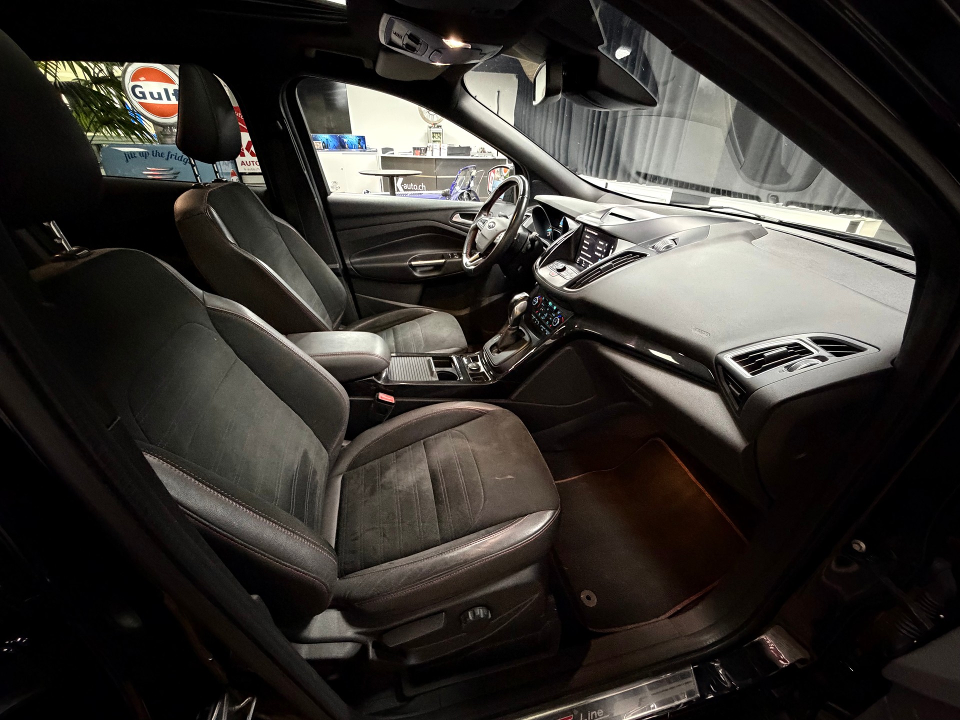 FORD Kuga 1.5 SCTi ST Line High 4WD Automatic-image-25