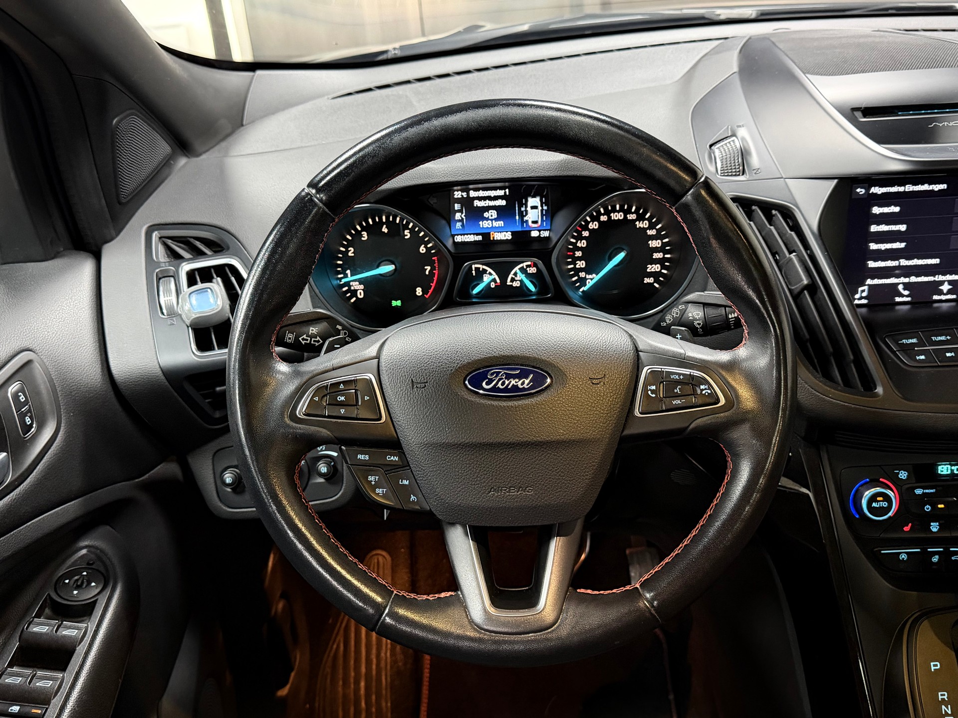 FORD Kuga 1.5 SCTi ST Line High 4WD Automatic-image-16