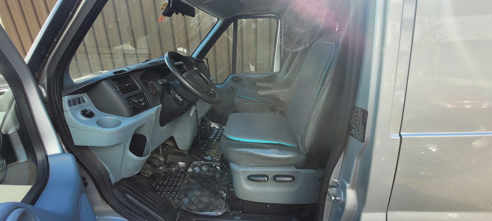 FORD Transit Van 330S Level 3-image-9