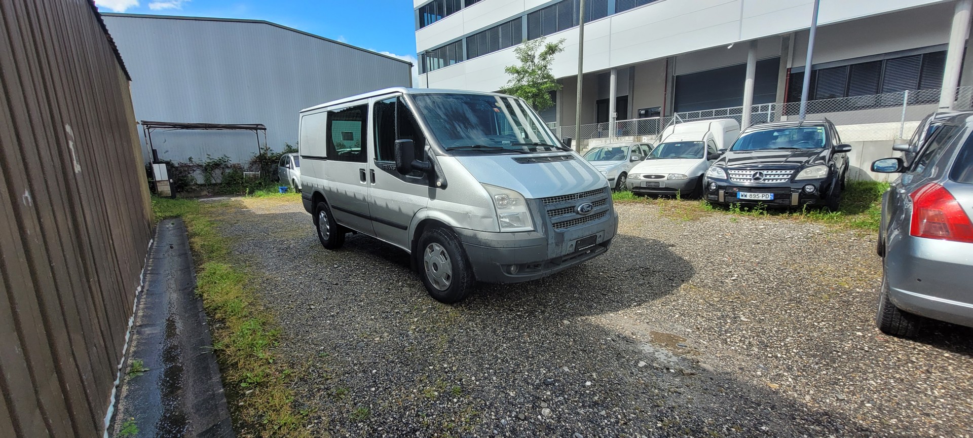 FORD Transit Van 330S Level 3-image-0