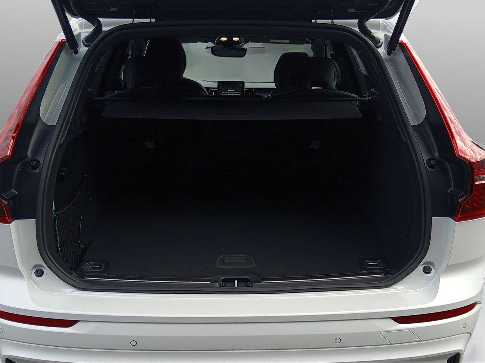 VOLVO XC60 2.0 B5 MH Black Edition AWD-image-9