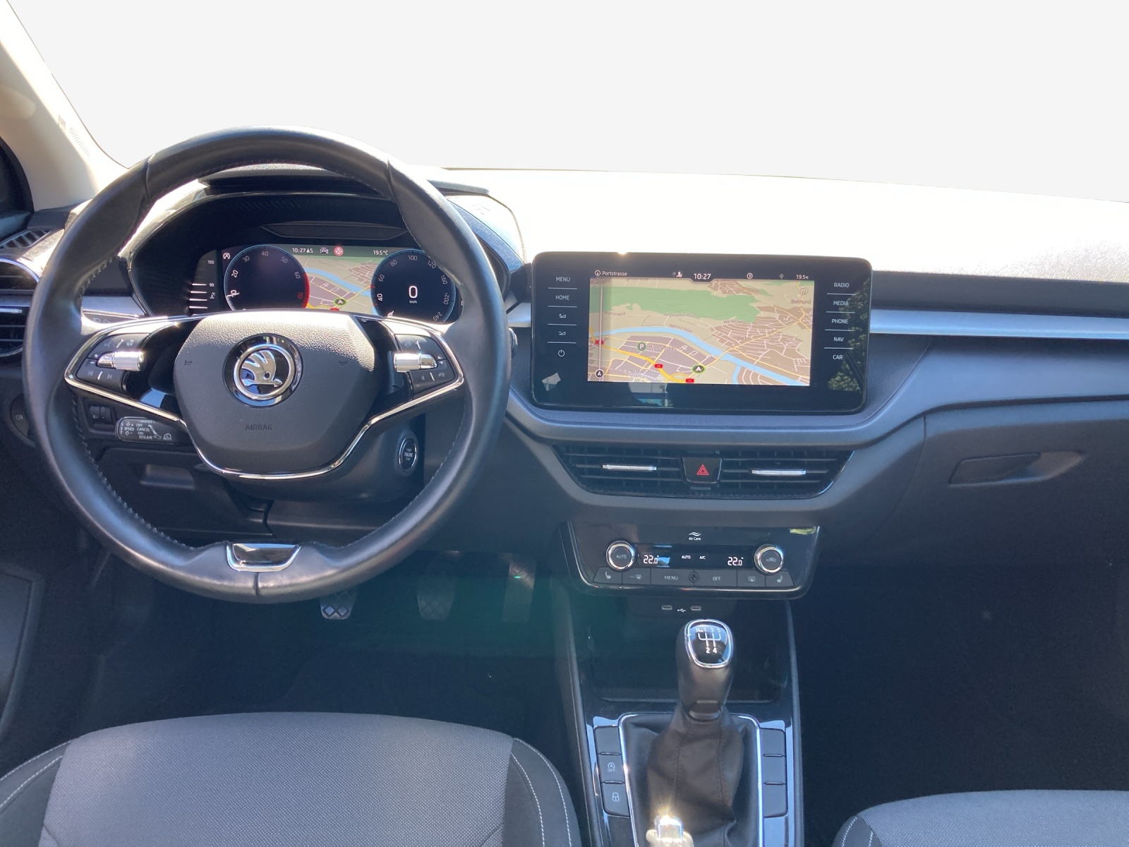 SKODA Fabia 1.0 TSI Ambition-image-8