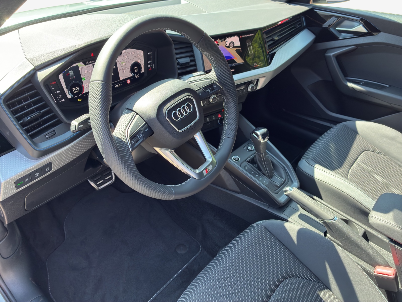 AUDI A1 Sportback 30 TFSI S Line Attraction S-tronic-image-13