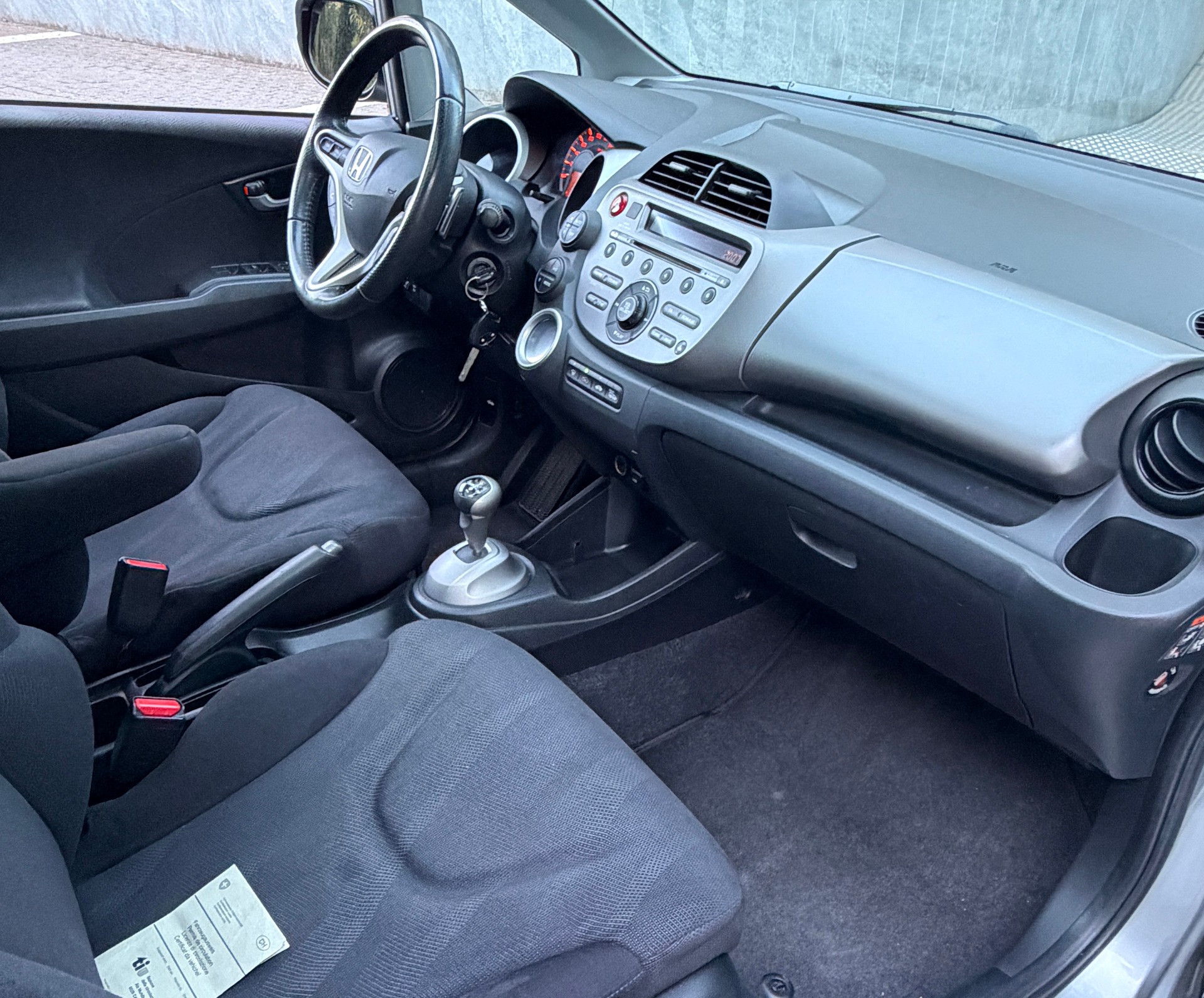 HONDA Jazz 1.4i Exclusive i-Shift-image-6