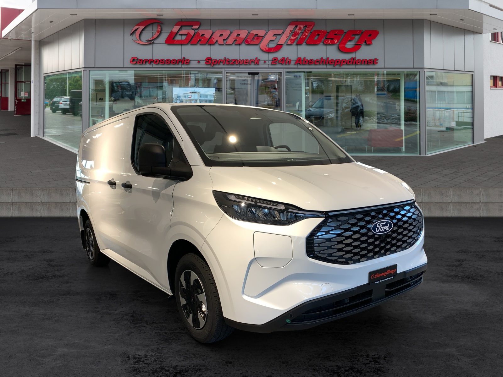 FORD E-Transit C Van 320 L1 Trend-image-2
