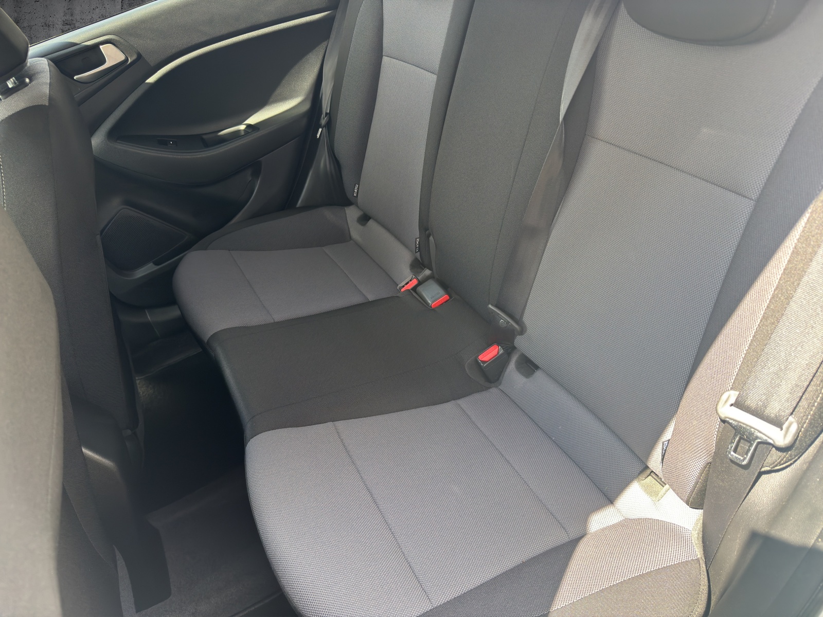 HYUNDAI i20 1.0 T-GDi Amplia DCT-image-7