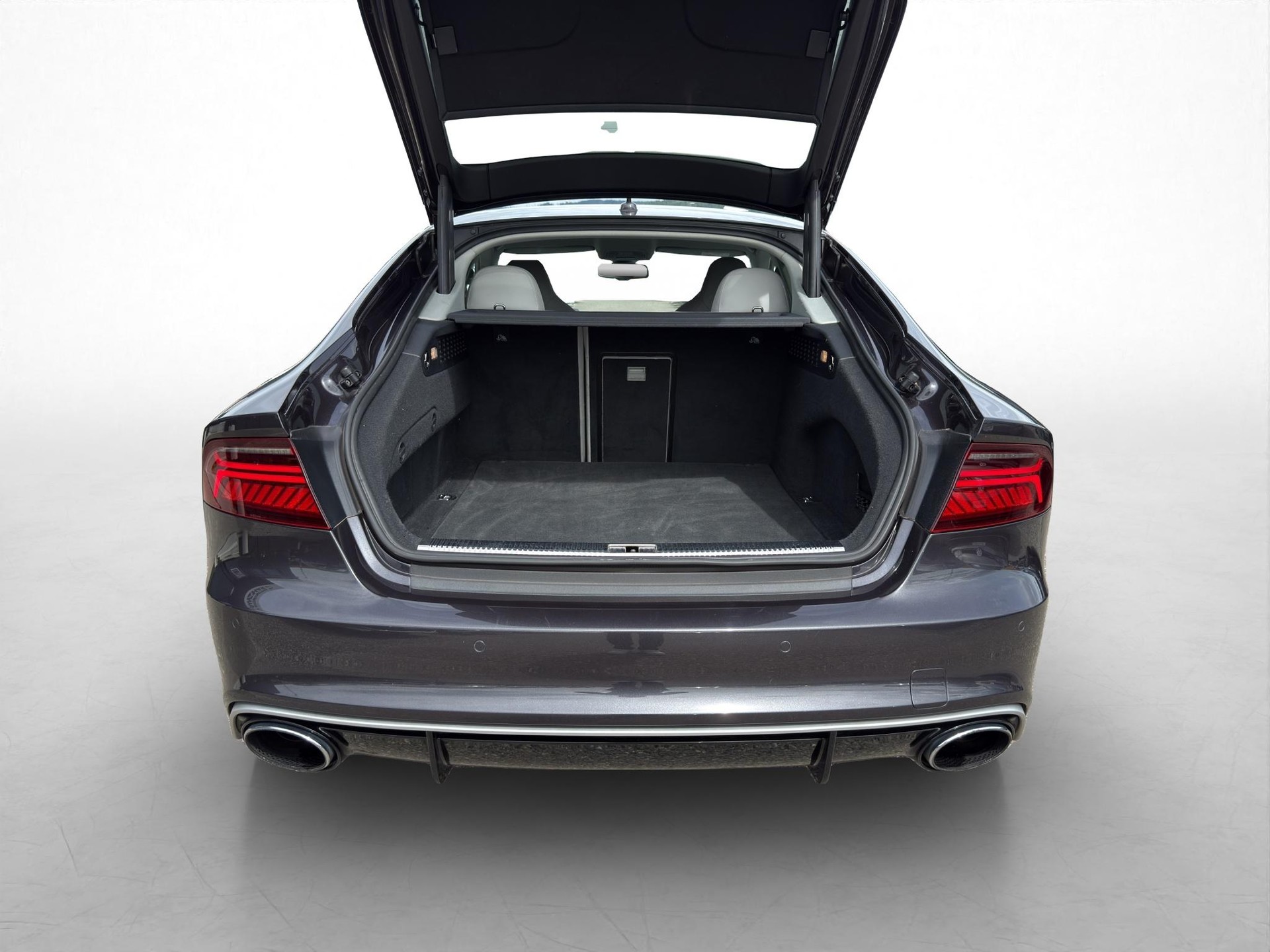 AUDI RS7 Sportback 4.0 V8 TFSI quattro T-Tronic-image-9