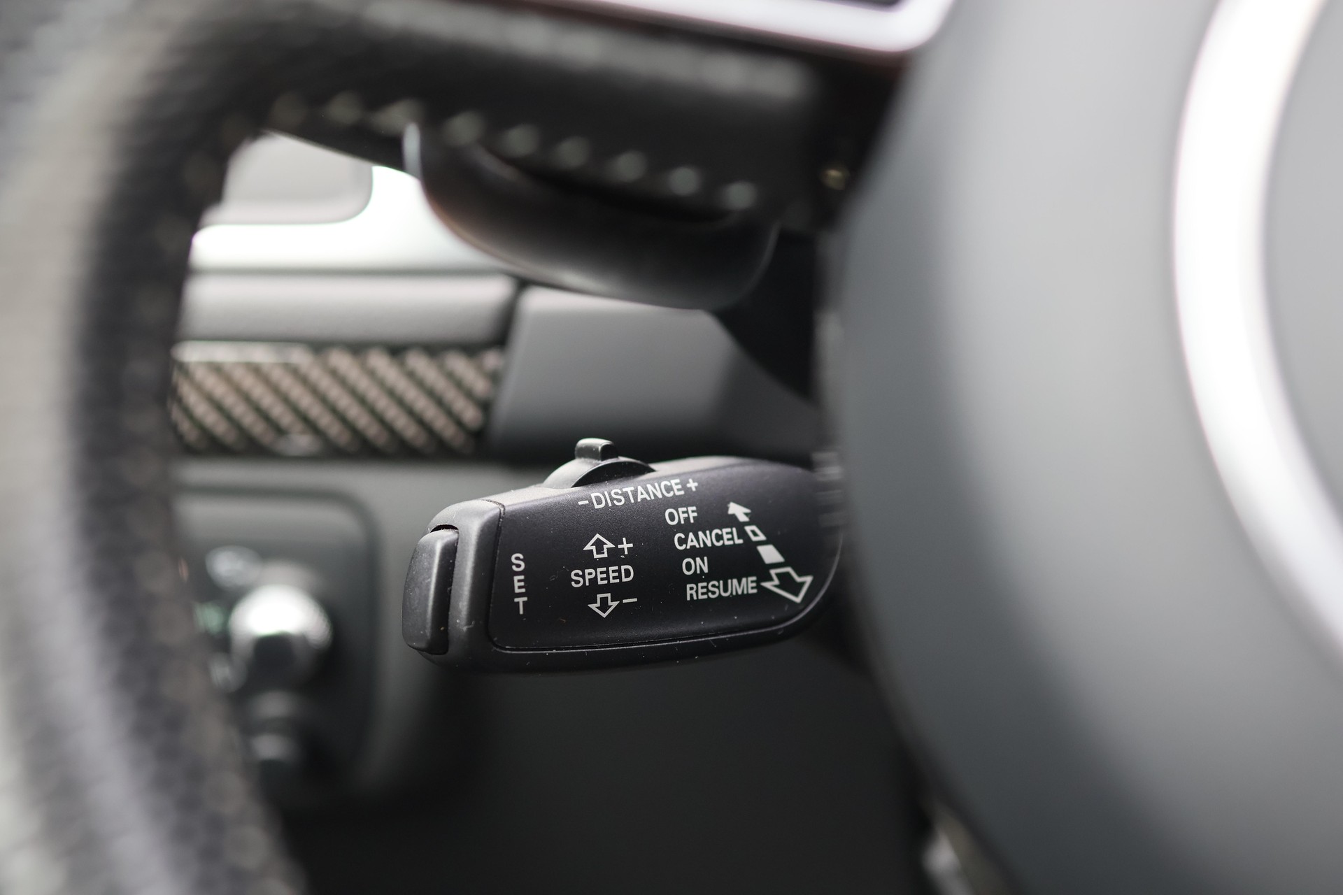AUDI RS7 Sportback 4.0 V8 TFSI quattro T-Tronic-image-19