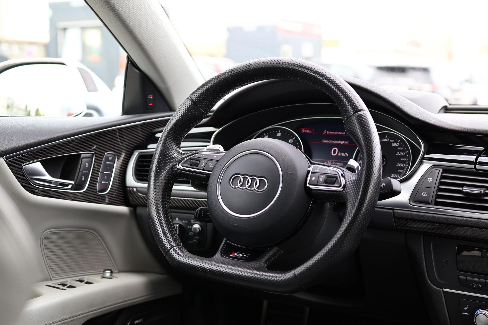 AUDI RS7 Sportback 4.0 V8 TFSI quattro T-Tronic-image-22