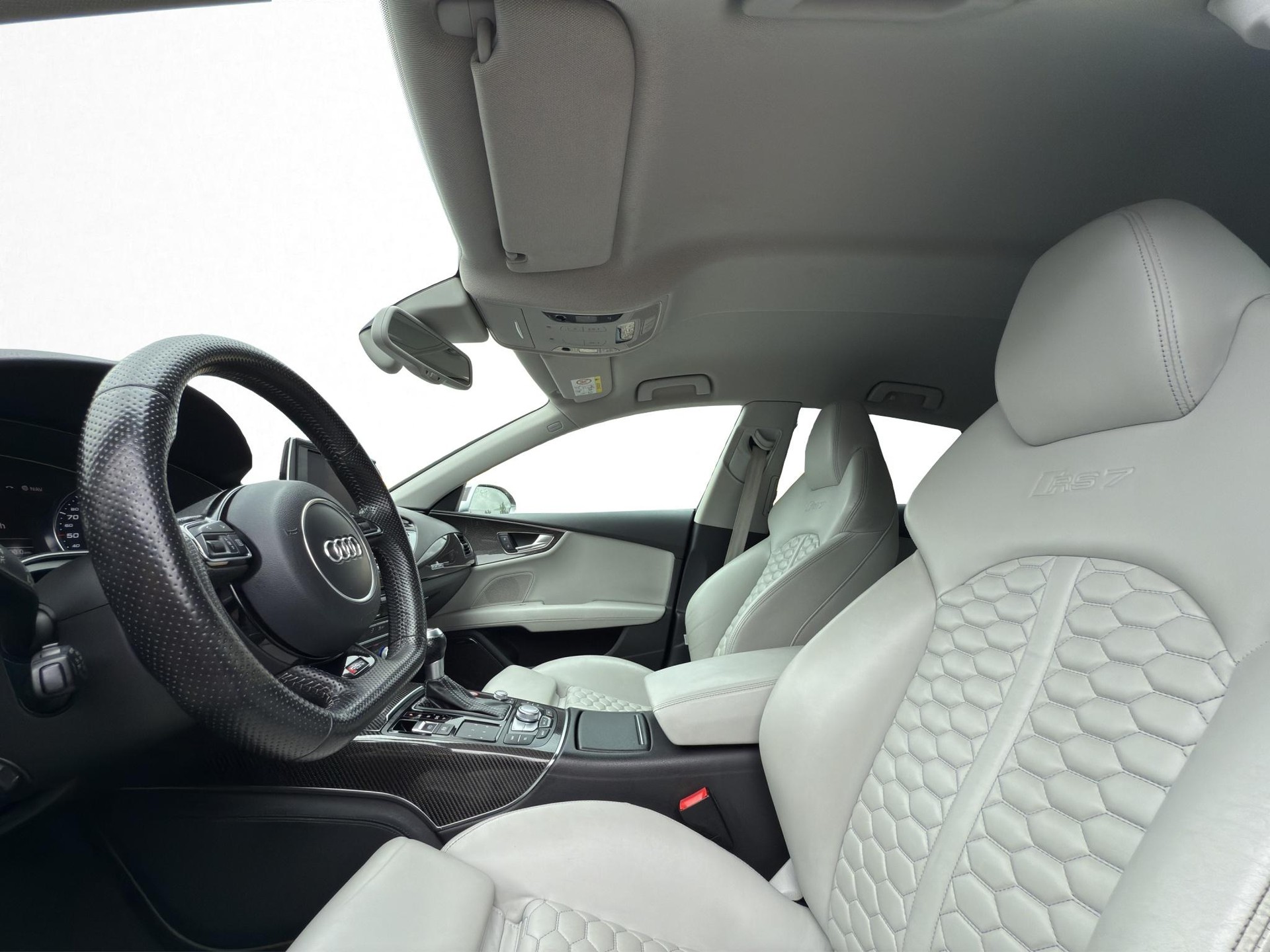 AUDI RS7 Sportback 4.0 V8 TFSI quattro T-Tronic-image-14