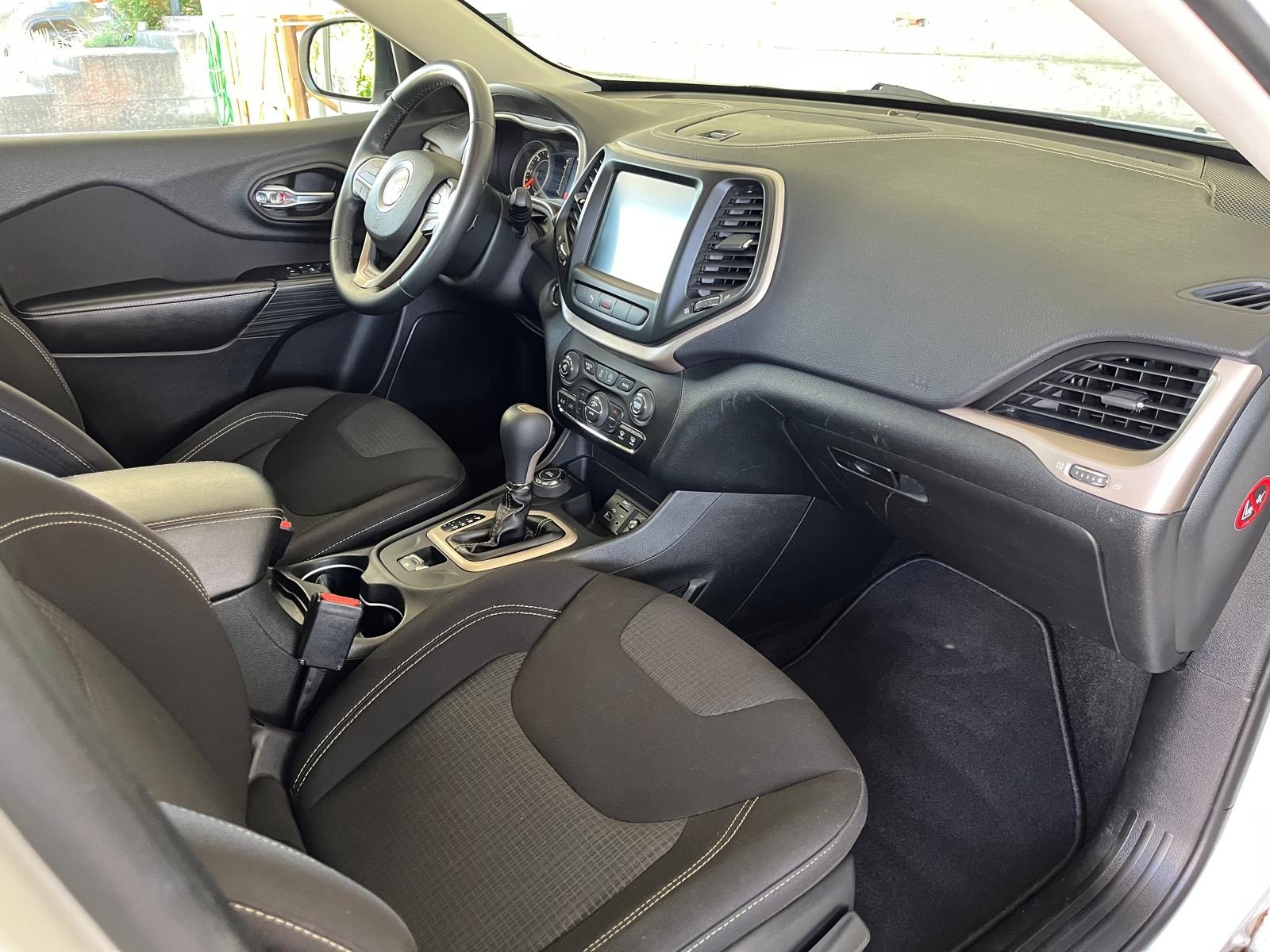 JEEP Cherokee 2.0TD Longitude AWD 9ATX-image-10
