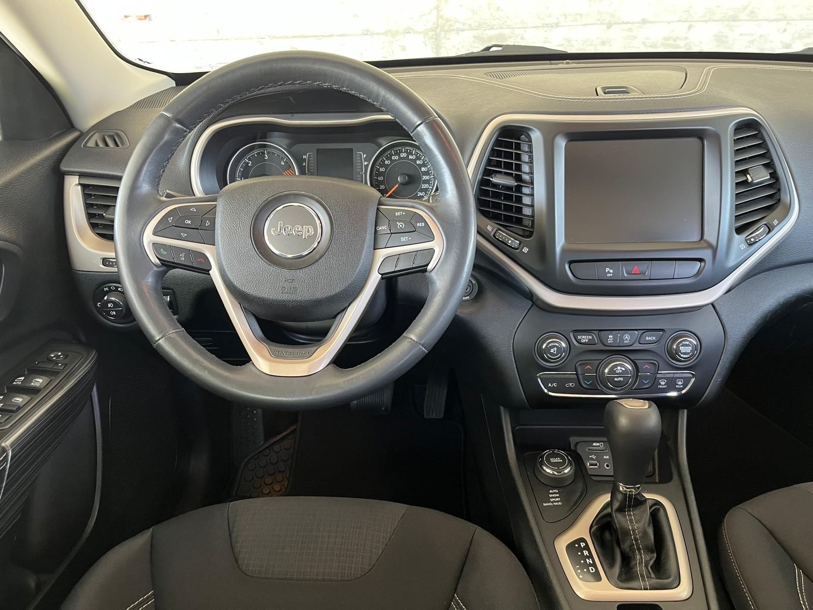 JEEP Cherokee 2.0TD Longitude AWD 9ATX-image-12
